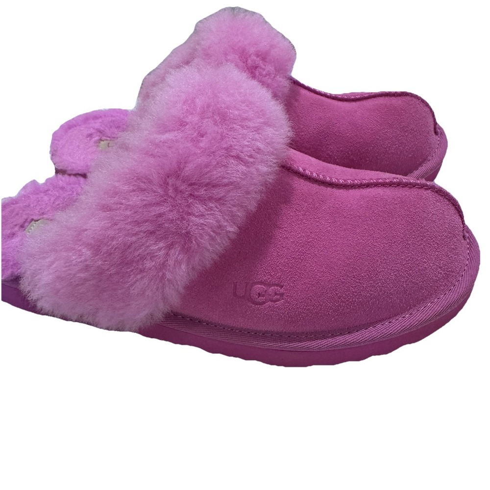 UGG Shearling Cozy Pink Slippers Size 6 Slip On Excellent Condition Clean - Picture 5 of 7